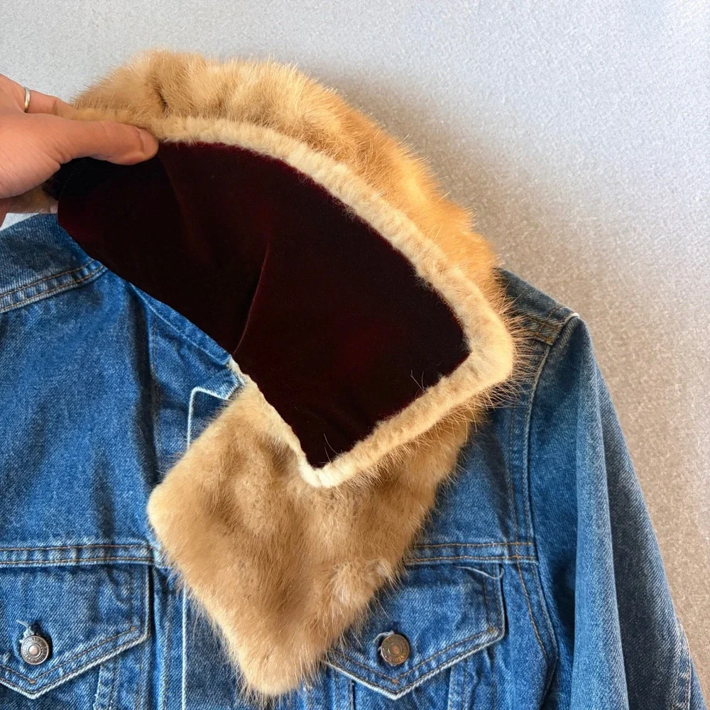 RARE Vintage Levi's 70506-0216 Denim Trucker Jacket Real Fur Collar Made USA 40R - Picture 6 of 8
